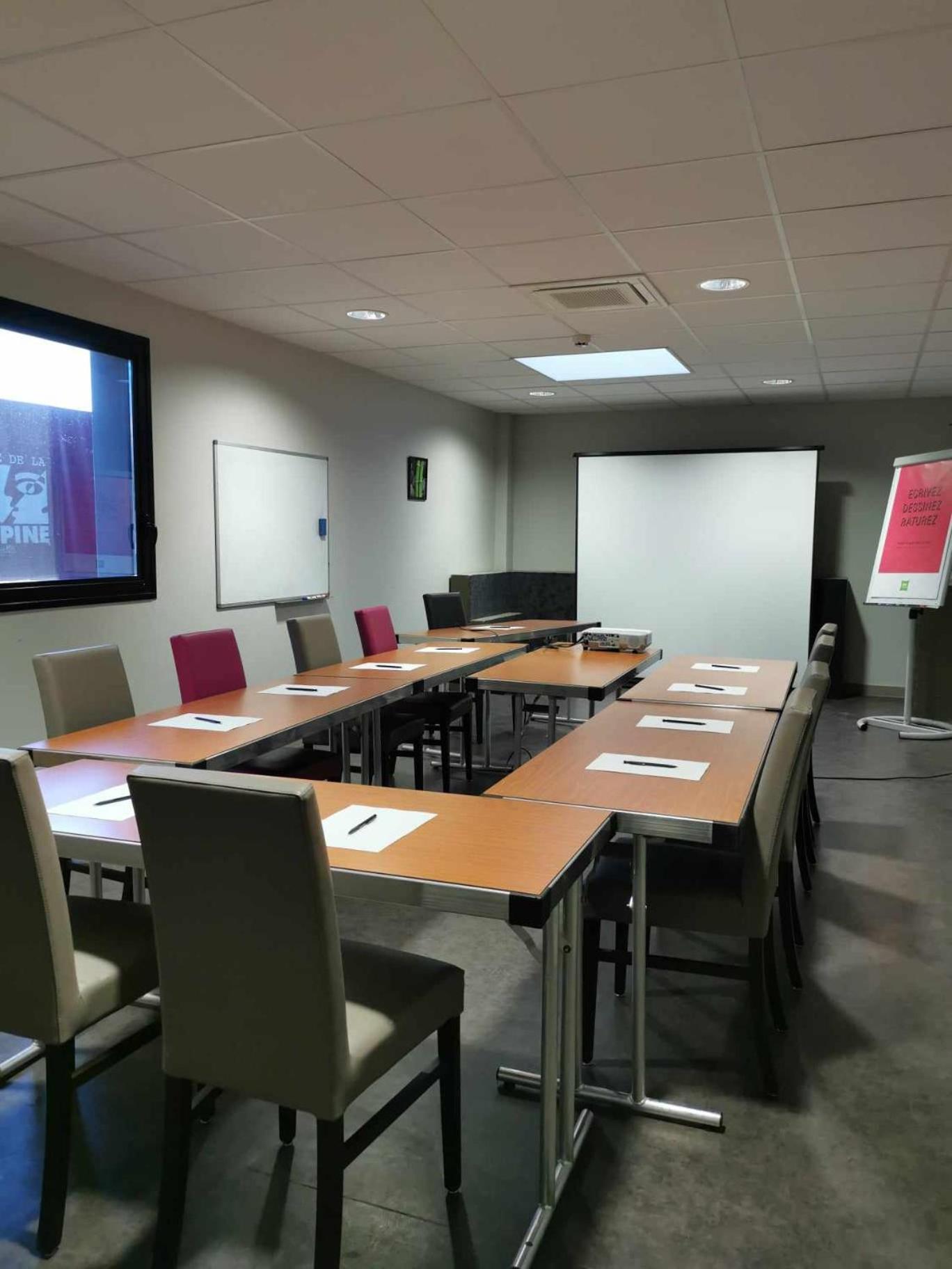 Hotel Ibis Styles Montargis Arboria Pannes  Dış mekan fotoğraf